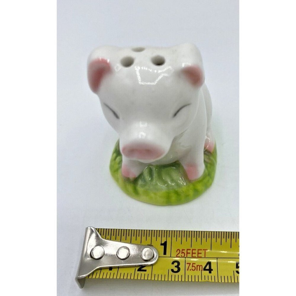 Ceramic Pig Piglet Salt Shaker Figurine Farmhouse White Green Pink Farm Animal - Picture 9 of 11